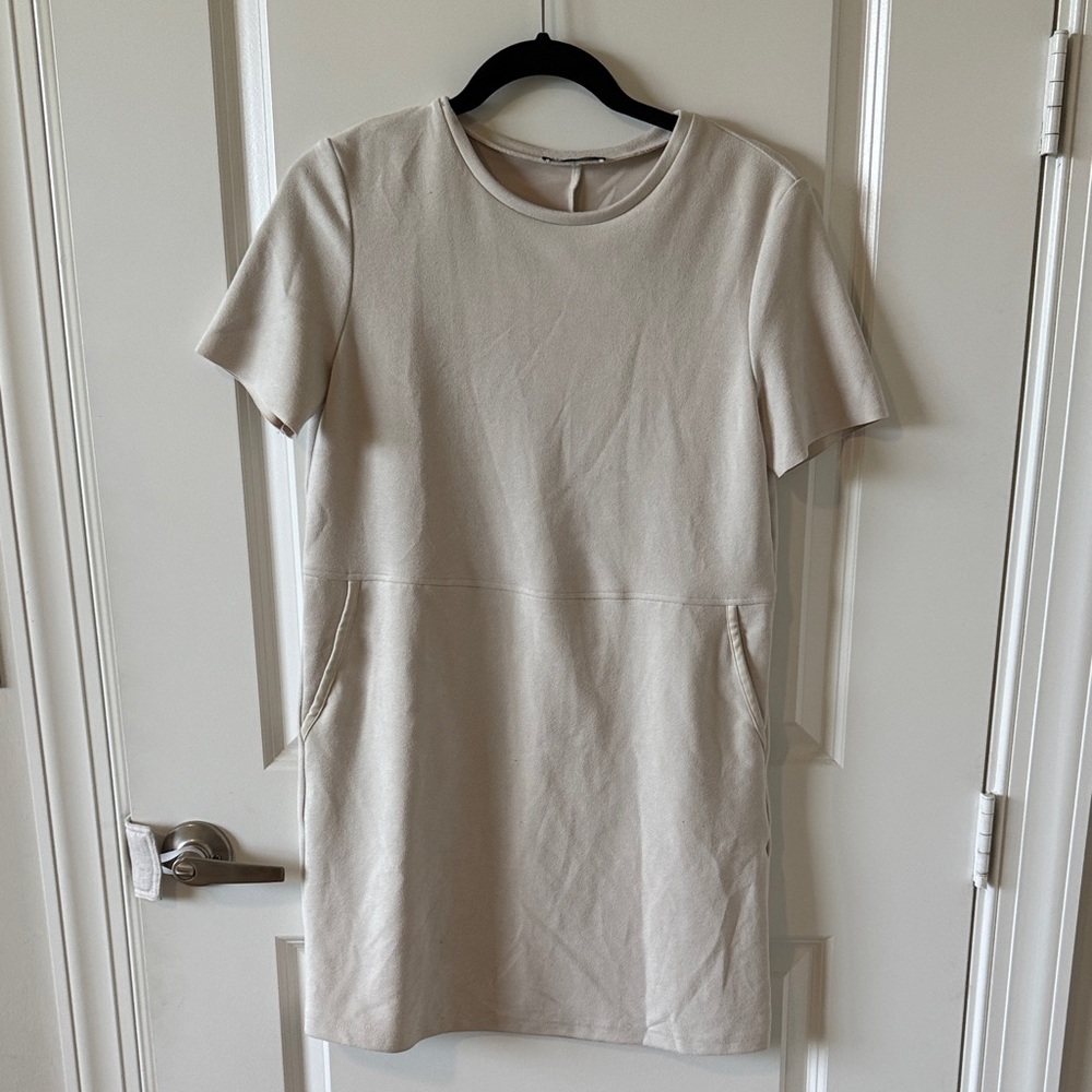 Zara Cream dress with pockets